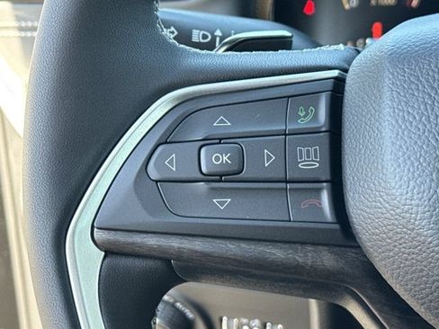 New 2027 Jeep Grand Cherokee Limited AWD/4WD image 25