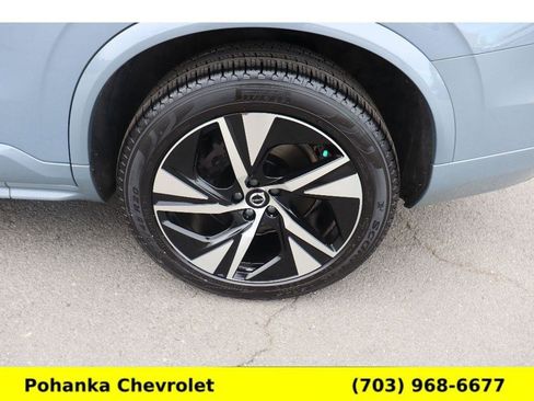 Used 2020 Volvo XC90 T6 R-Design w/ Protection Package Premier image 32