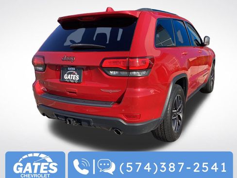 Used 2020 Jeep Grand Cherokee Trailhawk image 9
