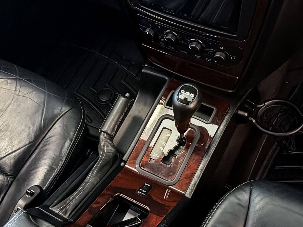 Used 2006 Mercedes-Benz G 55 AMG 4MATIC image 29