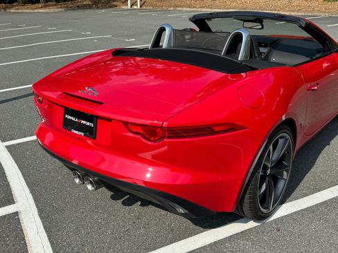 Used 2014 Jaguar F-TYPE Convertible RWD image 22