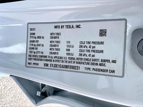 Used 2021 Tesla Model 3 Standard Range Plus RWD image 30