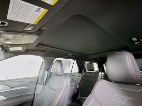 New 2026 Ford Explorer ST w/ Sun And Sound Package image 27