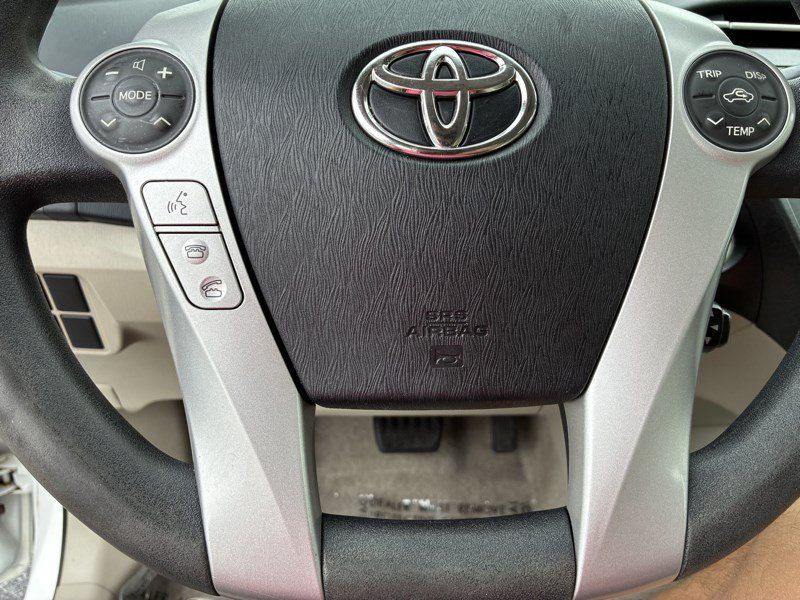 Used 2010 Toyota Prius Three FWD image 9
