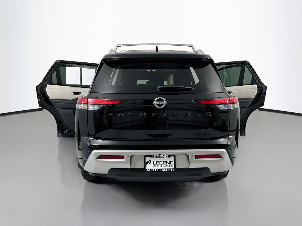 Used 2023 Nissan Pathfinder SL w/ Black Appearance Package AWD/4WD image 26