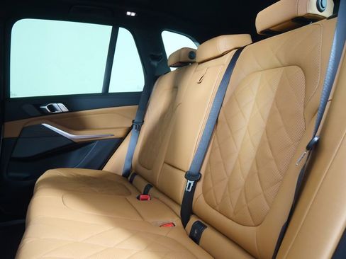 New 2026 BMW X5 sDrive40i w/ M Sport Package RWD image 16