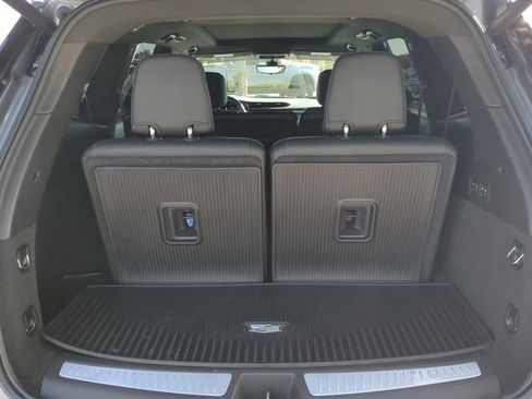 Used 2021 Cadillac XT6 Premium Luxury image 13