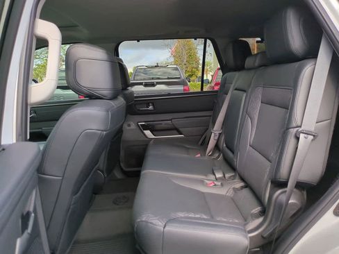 Used 2023 Toyota Sequoia Limited image 14