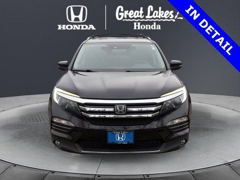 Used 2017 Honda Pilot Touring image 8