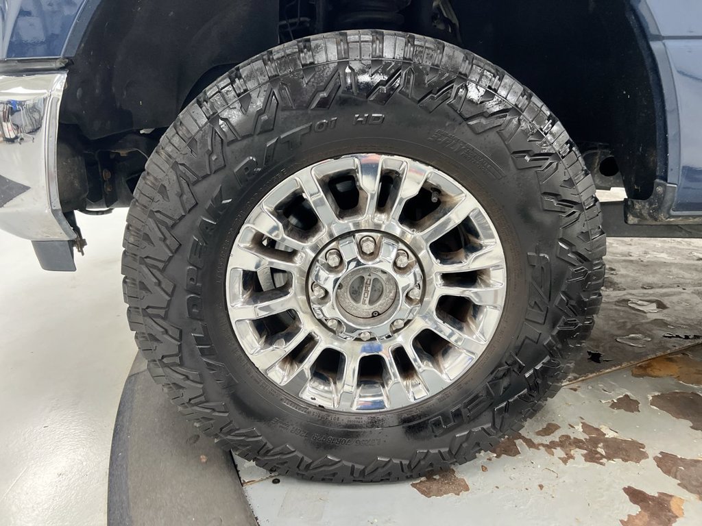 Used 2020 Ford F350 XLT w/ XLT Premium Package AWD/4WD image 27