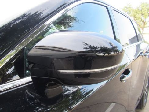 Used 2023 INFINITI QX60 Pure image 15