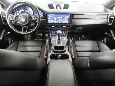 Certified 2022 Porsche Cayenne Turbo GT AWD/4WD image 14