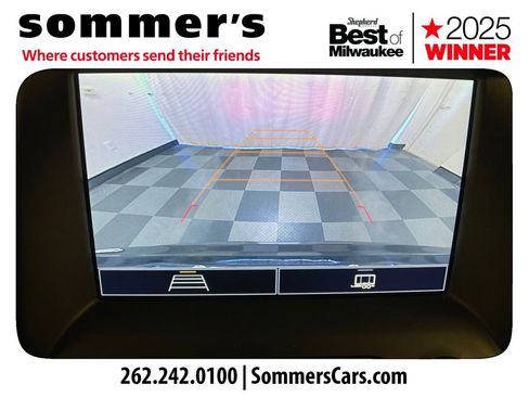 Used 2023 GMC Acadia SLE w/ Driver Convenience Package image 17