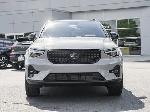 New 2026 Volvo XC40 B5 Ultra w/ Protection Package Premier image 2