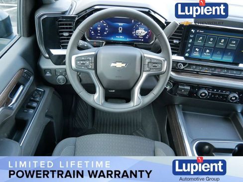 New 2026 Chevrolet Silverado 3500 LT image 18