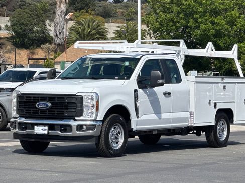 New 2026 Ford F250 2WD SuperCab Super Duty image 7