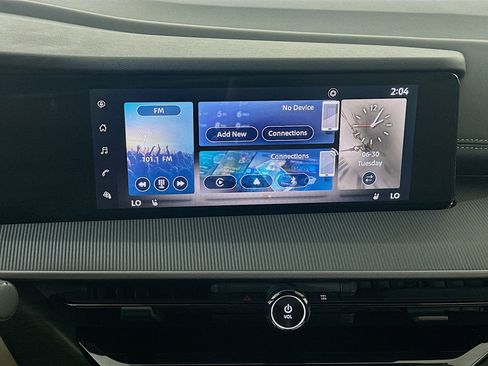 Used 2025 Nissan Murano SV FWD image 21