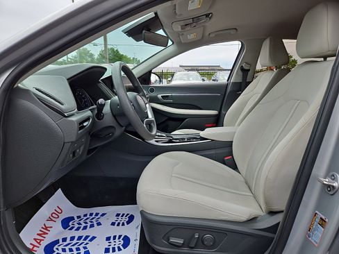 Certified 2023 Hyundai Sonata SEL w/ Cargo Package FWD image 13