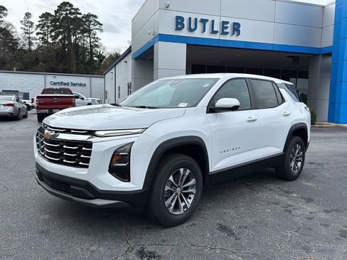 New 2026 Chevrolet Equinox LT w/ Convenience Package II image 2