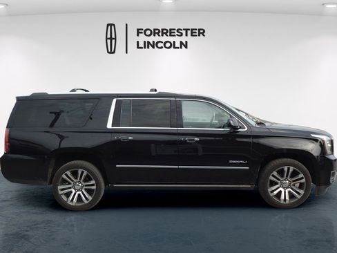 Used 2018 GMC Yukon XL Denali w/ Denali Ultimate Package image 2