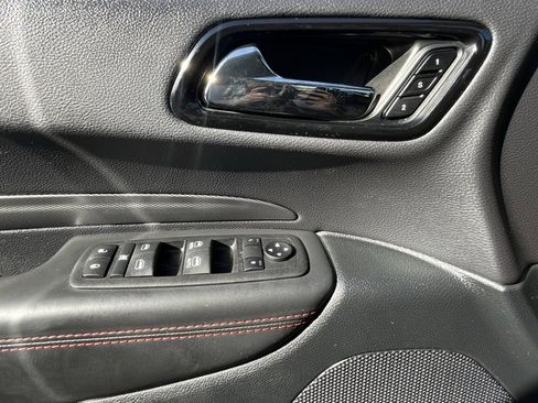 Used 2024 Dodge Durango GT image 11