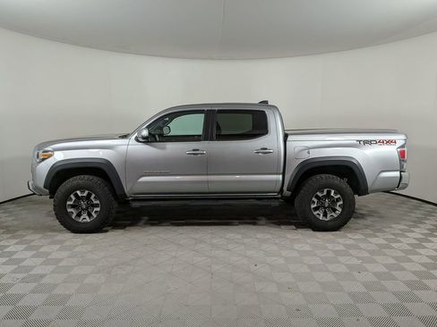 Used 2023 Toyota Tacoma TRD Off-Road AWD/4WD image 6