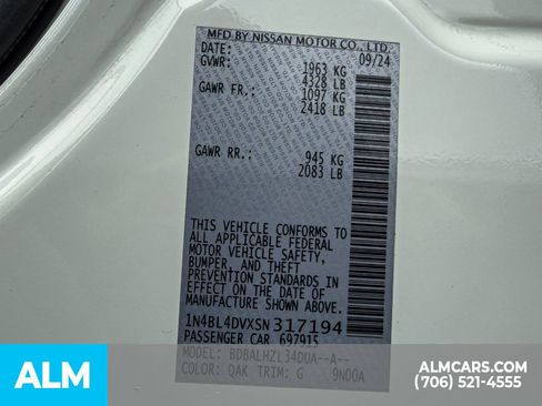 Used 2025 Nissan Altima 2.5 SV FWD image 21