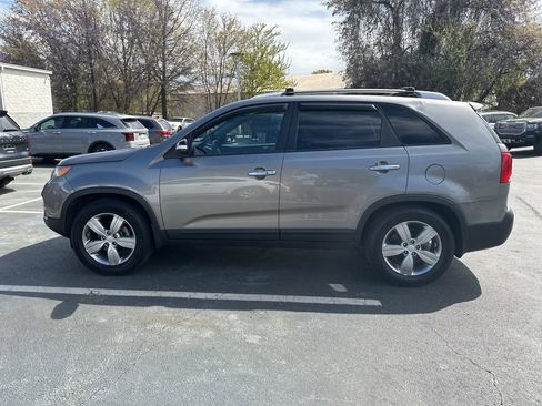 Used 2013 Kia Sorento EX image 5