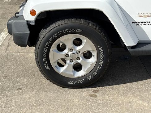 Used 2013 Jeep Wrangler Unlimited Sahara w/ Trailer Tow Group image 12