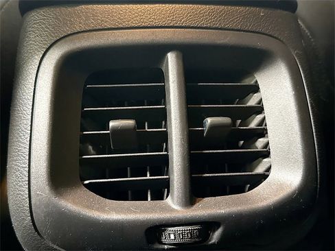 Used 2018 Jeep Cherokee Trailhawk w/ Cold Weather Group image 26