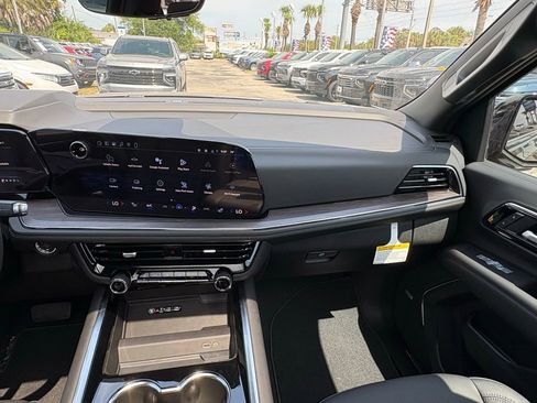 New 2026 Chevrolet Tahoe Z71 AWD/4WD image 17