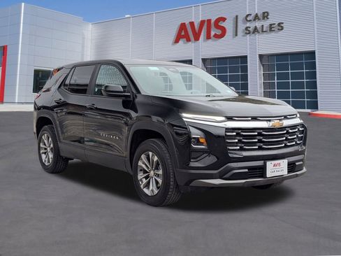 Used 2025 Chevrolet Equinox LT image 9