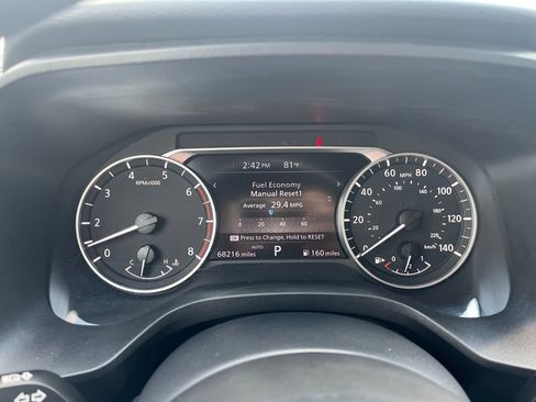 Used 2024 Nissan Rogue SV AWD/4WD image 15