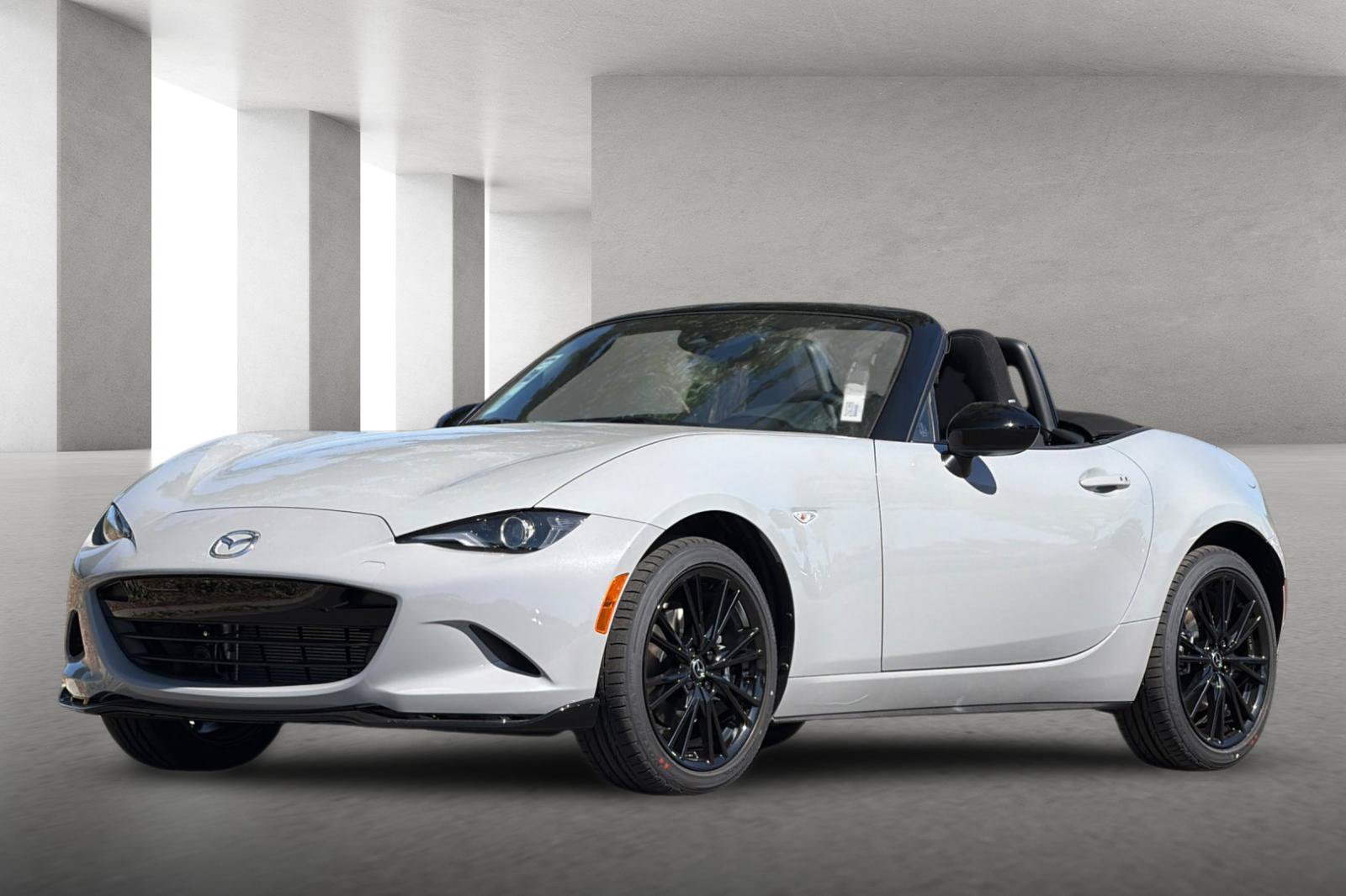 New 2026 MAZDA MX-5 Miata Club w/ Interior Package RWD image 7