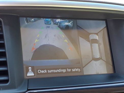Used 2015 Nissan Pathfinder Platinum w/ Family Entertainment Package AWD/4WD image 10
