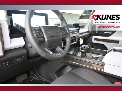 New 2025 GMC Hummer EV 2X AWD/4WD image 18