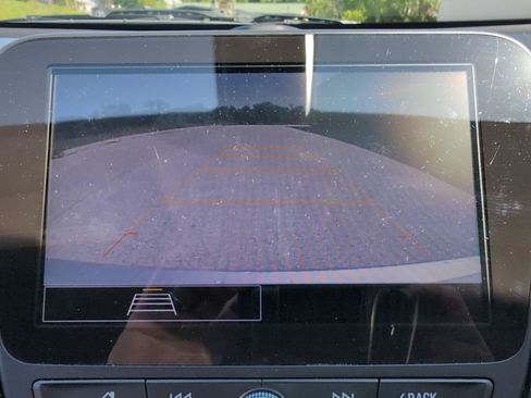 Used 2021 Chevrolet Malibu LS FWD image 25