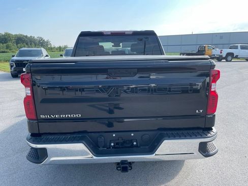 Used 2023 Chevrolet Silverado 1500 LT AWD/4WD image 7
