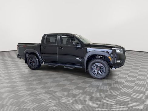 Used 2025 Nissan Frontier PRO-4X w/ Pro Convenience Package image 13