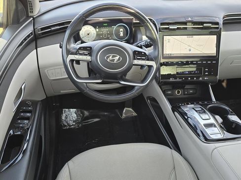 Used 2024 Hyundai Tucson Limited image 11