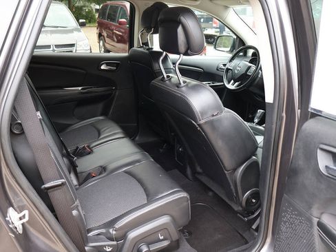 Used 2014 Dodge Journey Crossroad w/ Flexible Seating Group FWD image 26