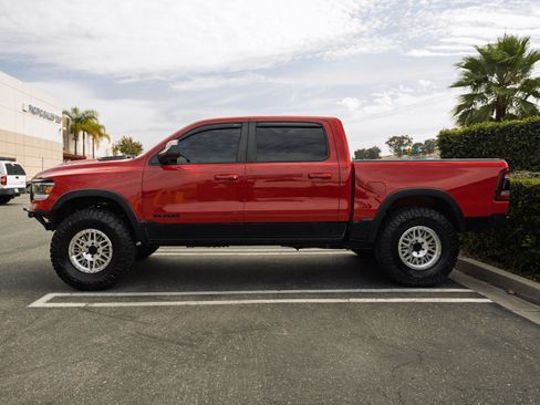Used 2019 RAM 1500 Rebel w/ Rebel Level 2 Equipment Group AWD/4WD image 9
