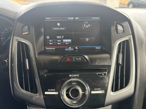 Used 2012 Ford Focus Titanium w/ Titanium Handling Pkg image 16