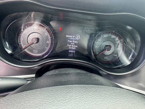 Used 2019 Dodge Charger SXT w/ Blacktop Package image 12