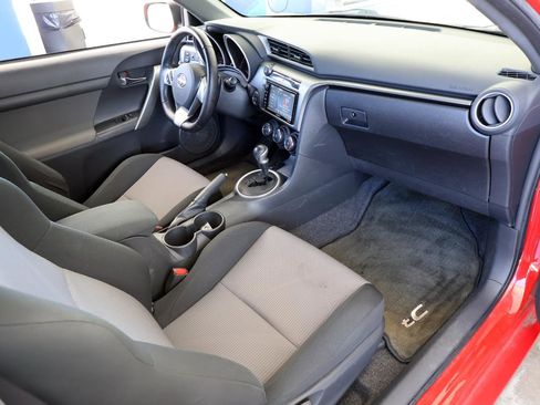 Used 2016 Scion tC FWD image 17
