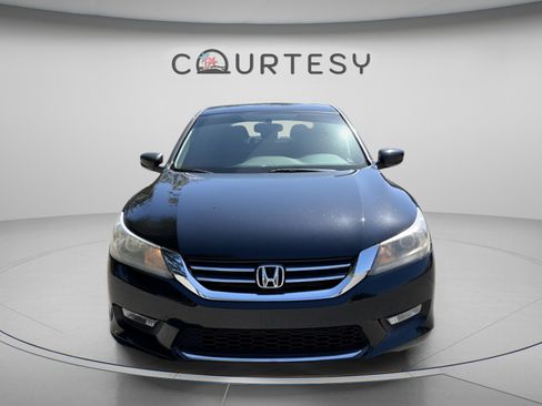 Used 2014 Honda Accord Sport image 10