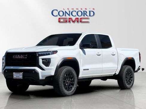New 2026 GMC Canyon Elevation w/ Convenience Package RWD image 8