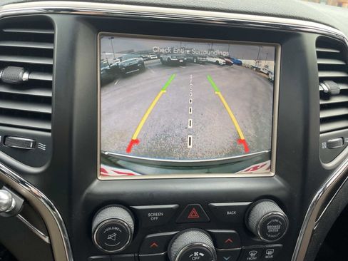 Used 2016 Jeep Grand Cherokee Limited w/ Trailer Tow Group IV image 24