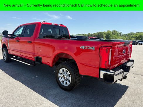 Used 2024 Ford F250 XLT w/ Camper Package AWD/4WD image 5