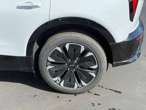 New 2026 Chevrolet Blazer EV RS image 5